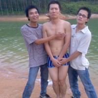 /photo////571626/自拍照/020_1_1_small.jpg