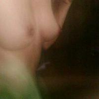 /photo////571967/老婆自拍/img0007l_1_1_small.jpg
