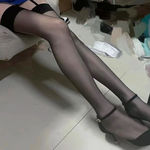 /photo////901892/女朋友穿丝袜/img_20221110_143737_1_6_small.jpg