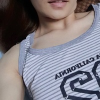 /photo////921498/二女儿/1b88e832-3da2-40a2-888d-421b636a7c6f_1_5_small.jpg